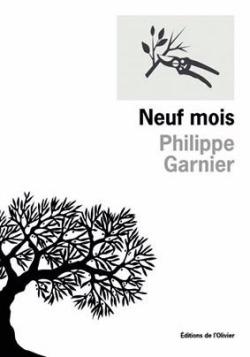 Couverture du livre, blanche avec dessin d'un olivier