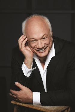 Photo d'Eric-Emmanuel Schmitt par Pascal Ito
